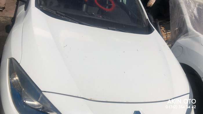 Renault Fluence Çıkma Beyaz Hatasız Ön Kaput